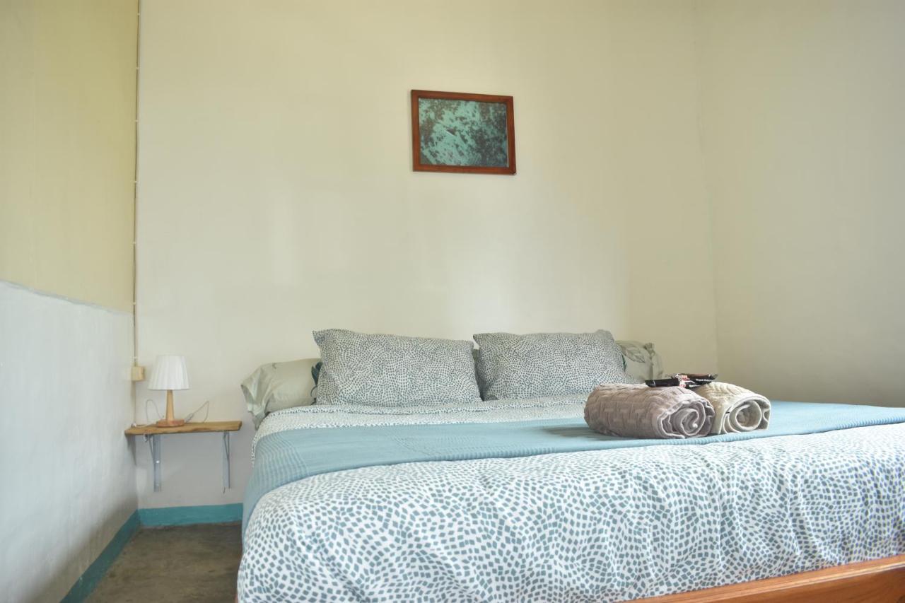 Mama'S Homestay Ruteng Bagian luar foto