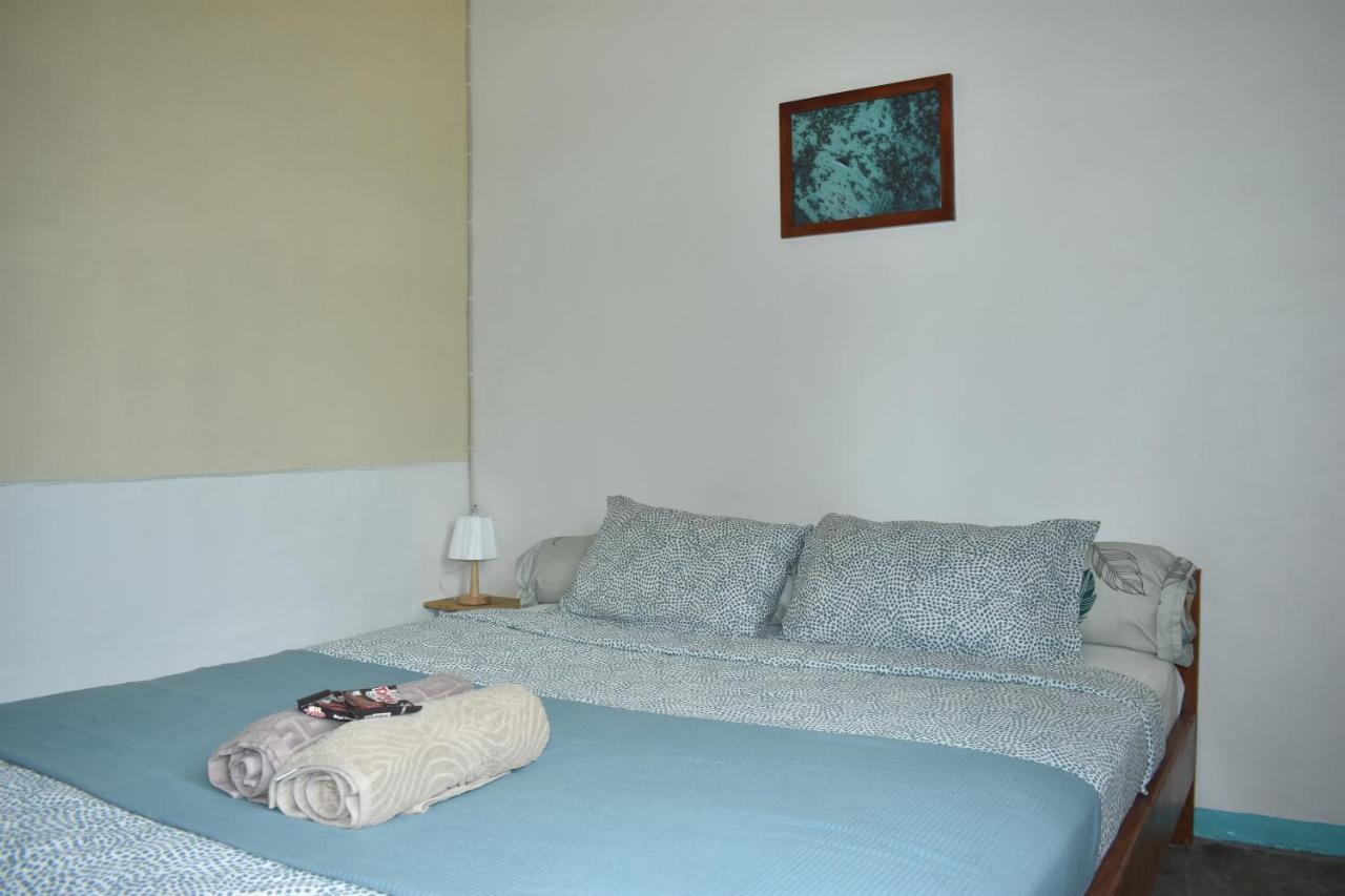Mama'S Homestay Ruteng Bagian luar foto