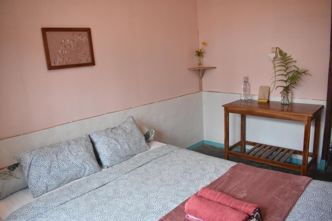 Mama'S Homestay Ruteng Bagian luar foto