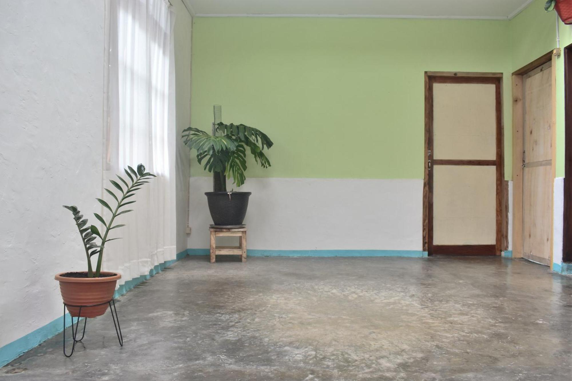 Mama'S Homestay Ruteng Bagian luar foto