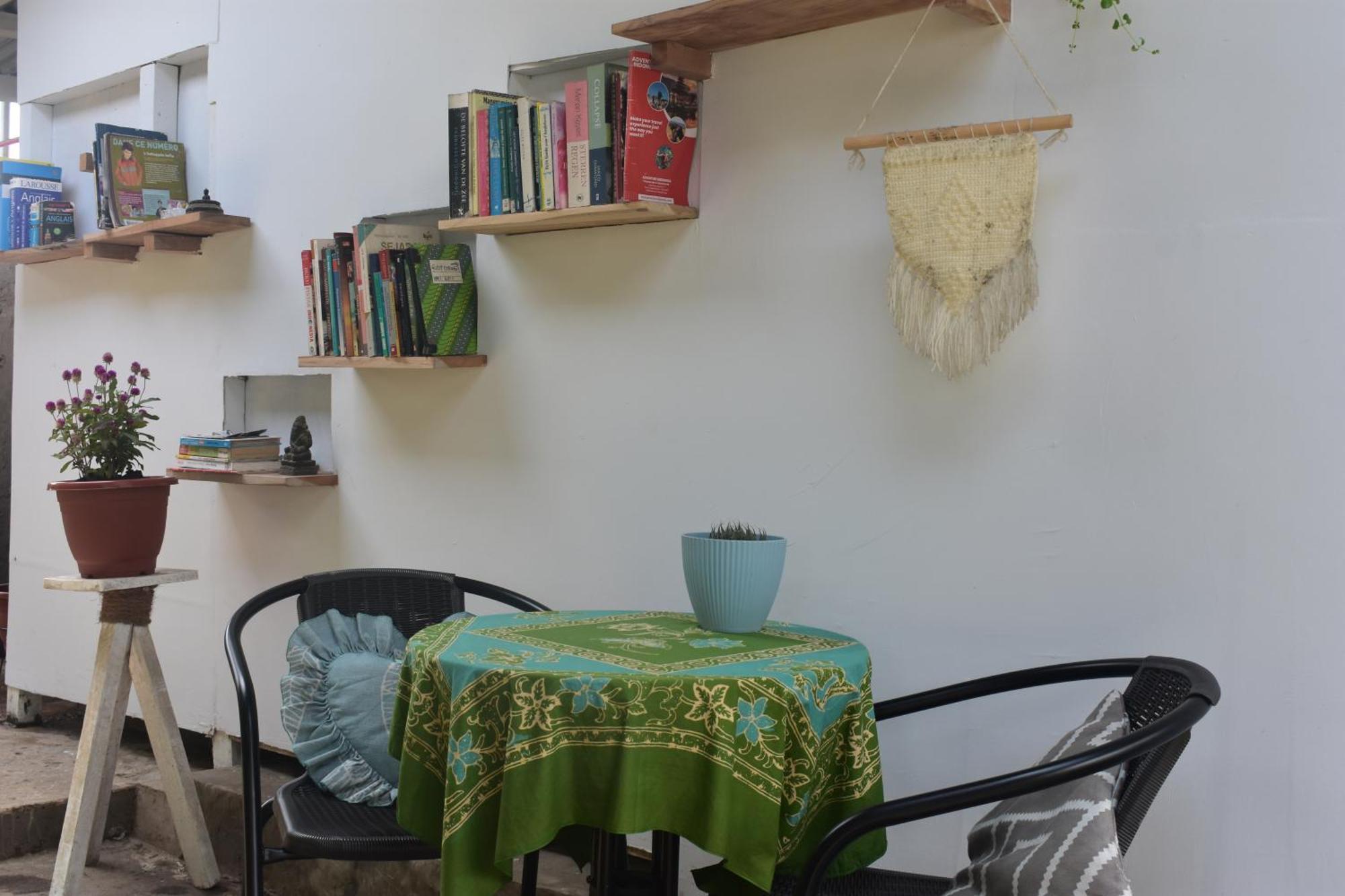Mama'S Homestay Ruteng Bagian luar foto