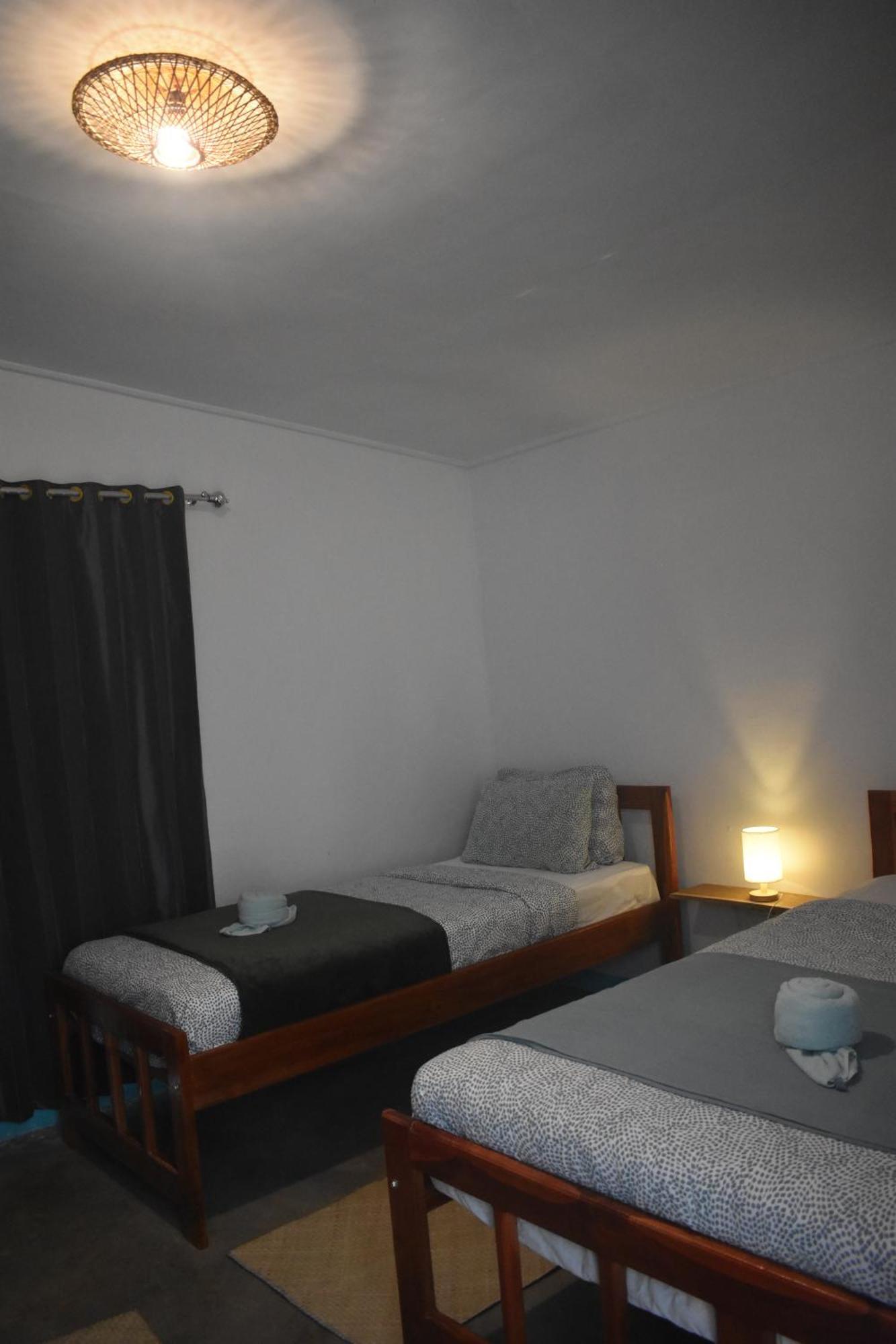 Mama'S Homestay Ruteng Bagian luar foto